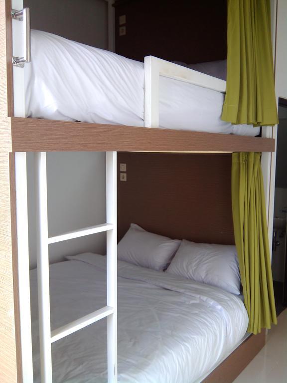 Wakeup Homestay Yogyakarta Exterior photo
